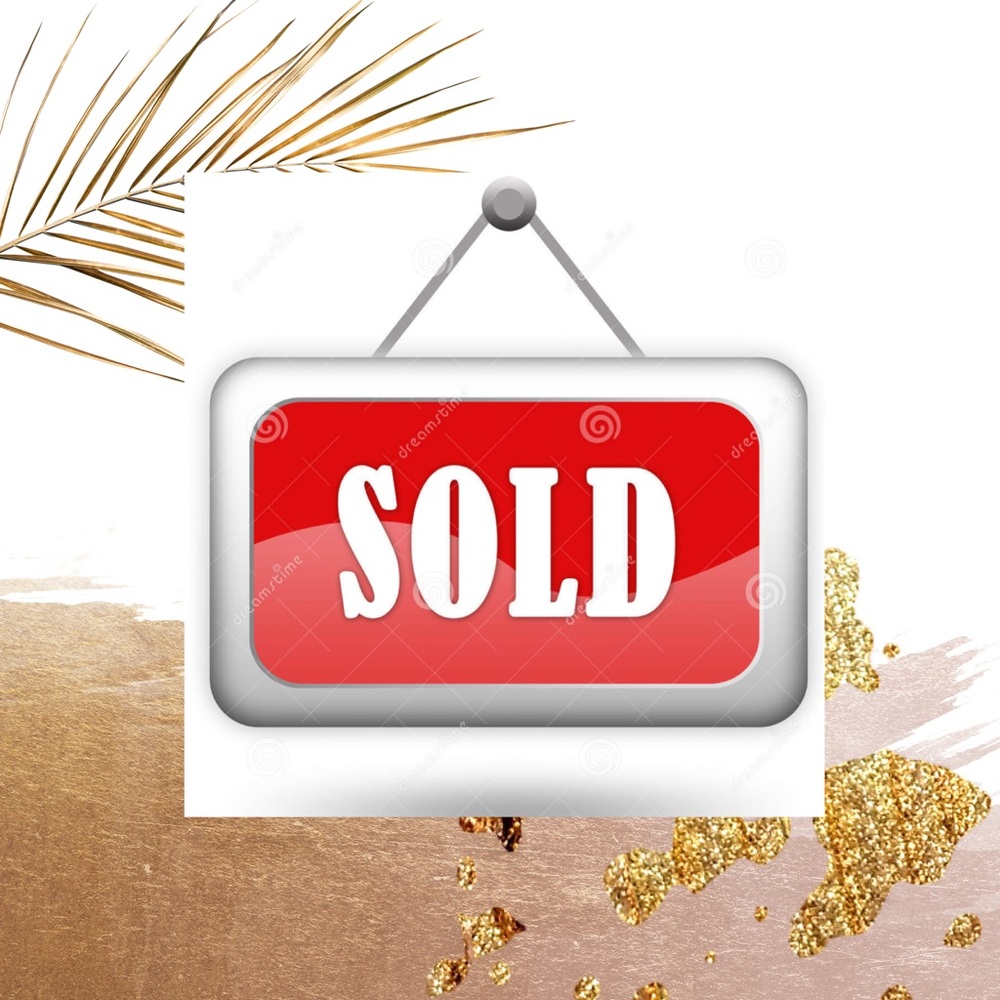 ❌SOLD ❌ from this point.